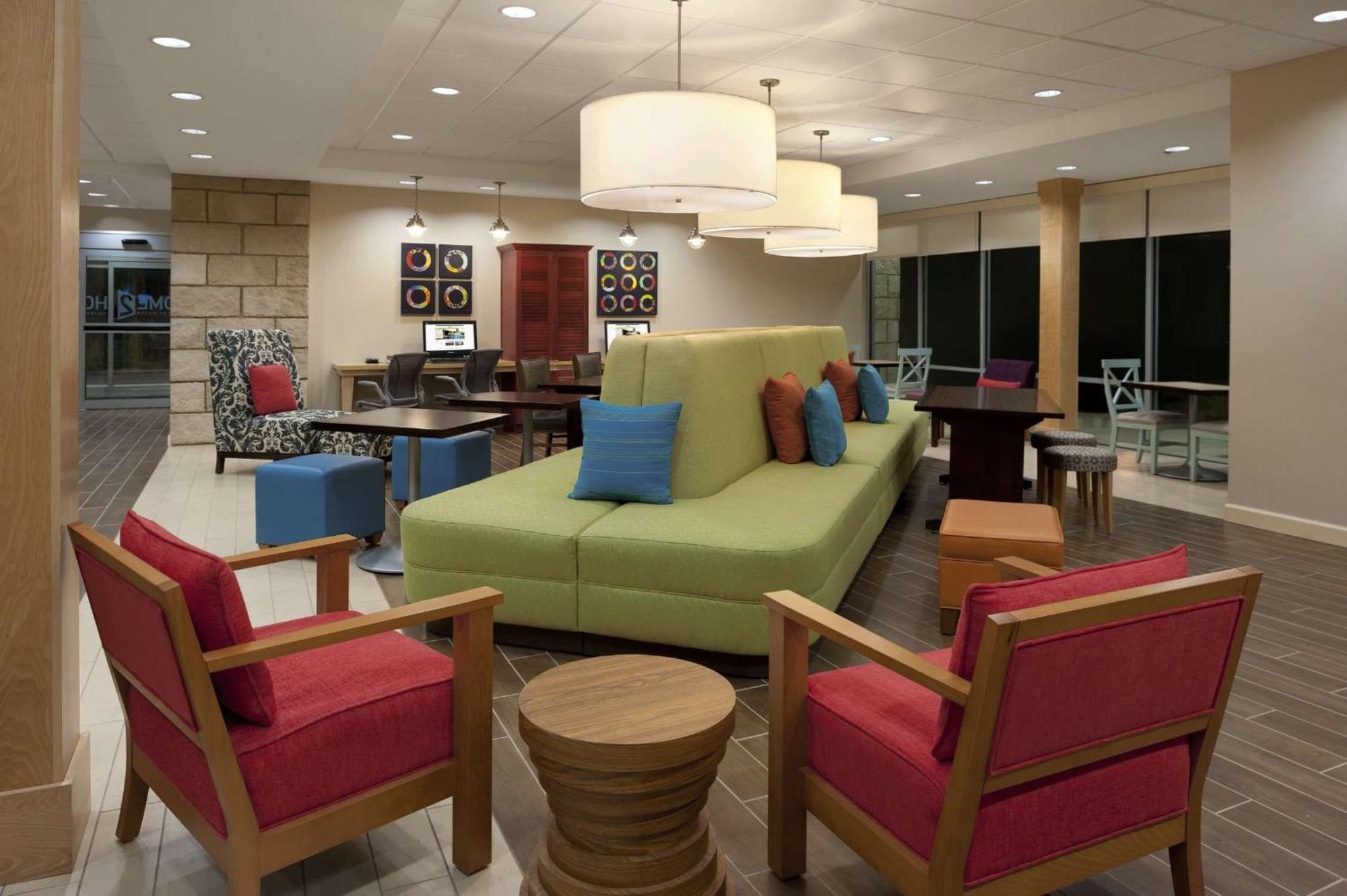 Home2 Suites By Hilton Ridgeland Exterior photo